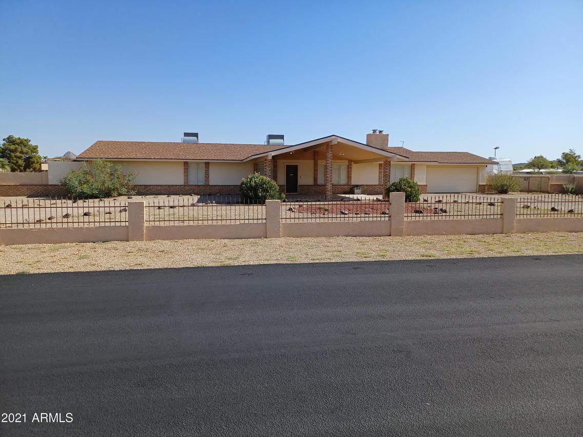 4820 W Creedance Blvd., Glendale, AZ 85310