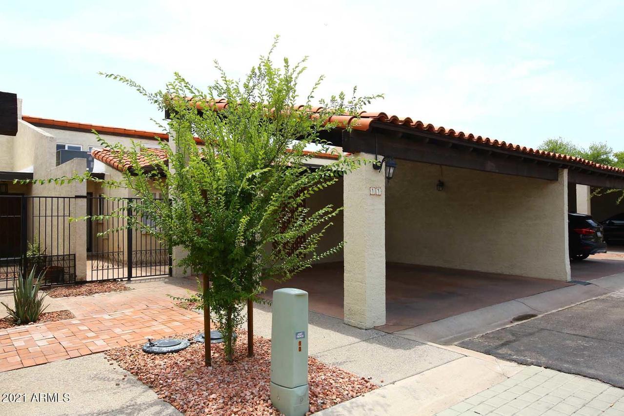 11 E Loma Ln., Phoenix, AZ 85020