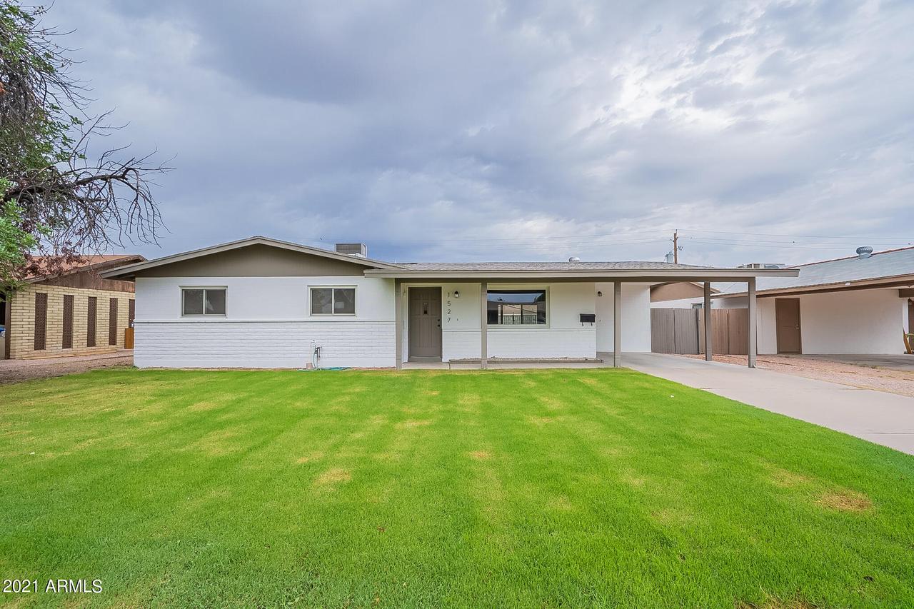 1527 W 2nd St., Mesa, AZ 85201