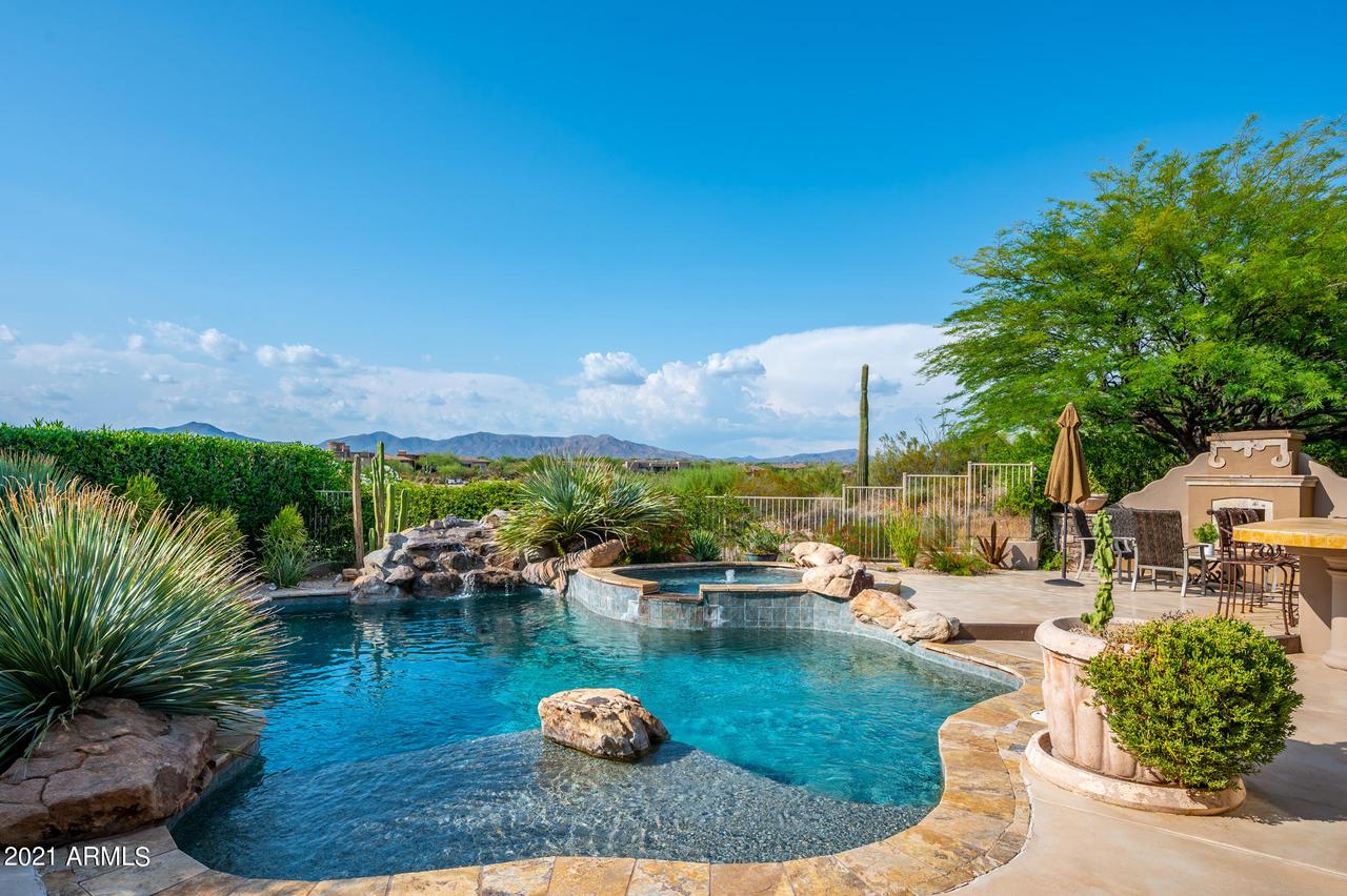 9896 E Roadrunner Dr., Scottsdale, AZ 85262