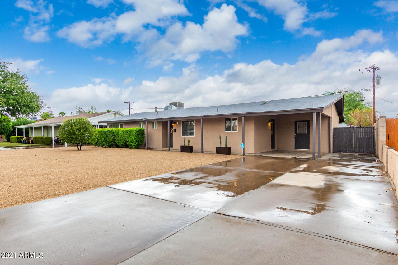 7044 E Cypress St., Scottsdale, AZ 85257