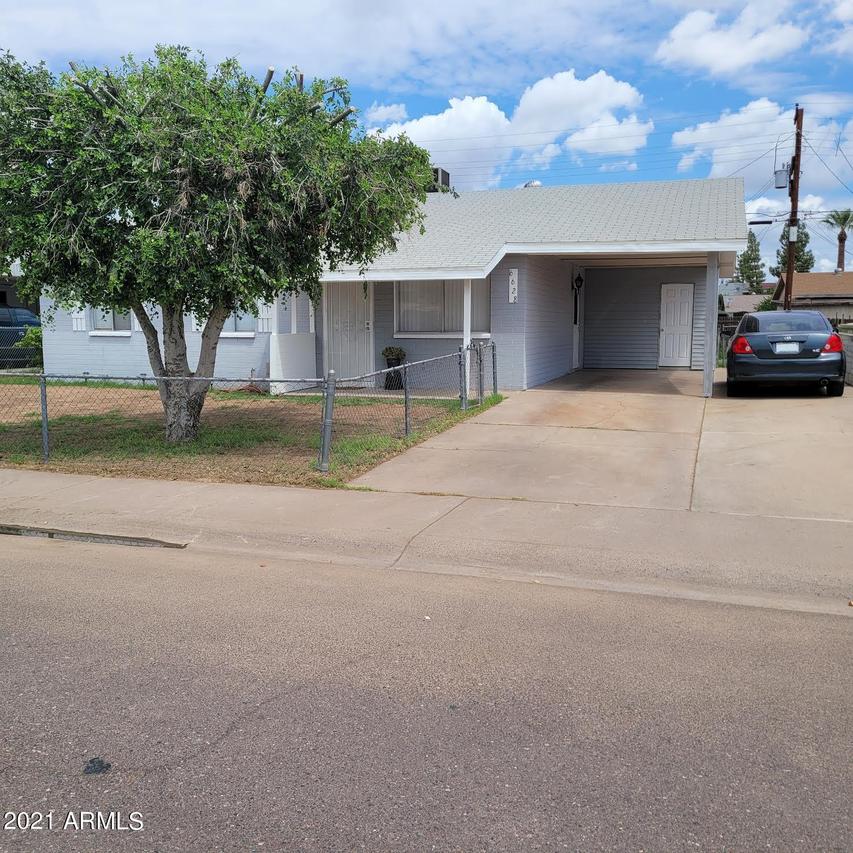 6628 W Peck Dr., Glendale, AZ 85301