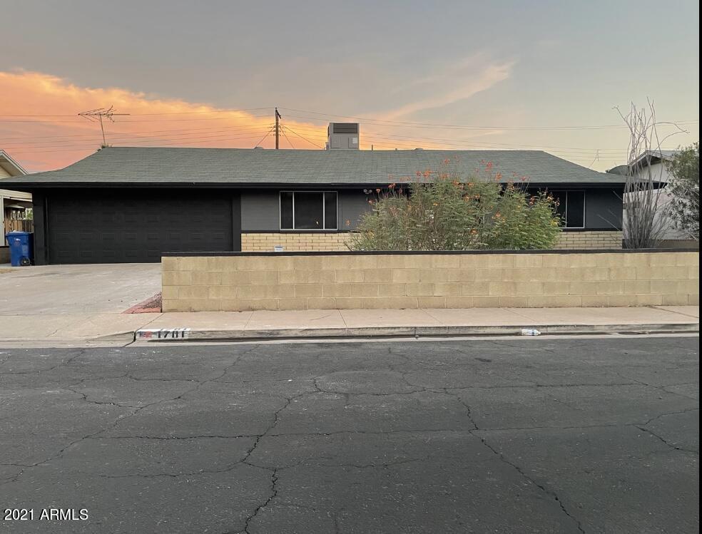 1701 W Carmel Ave., Mesa, AZ 85202