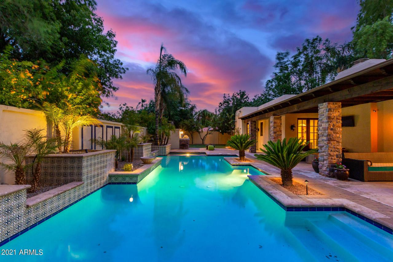 8156 E Del Barquero Dr., Scottsdale, AZ 85258