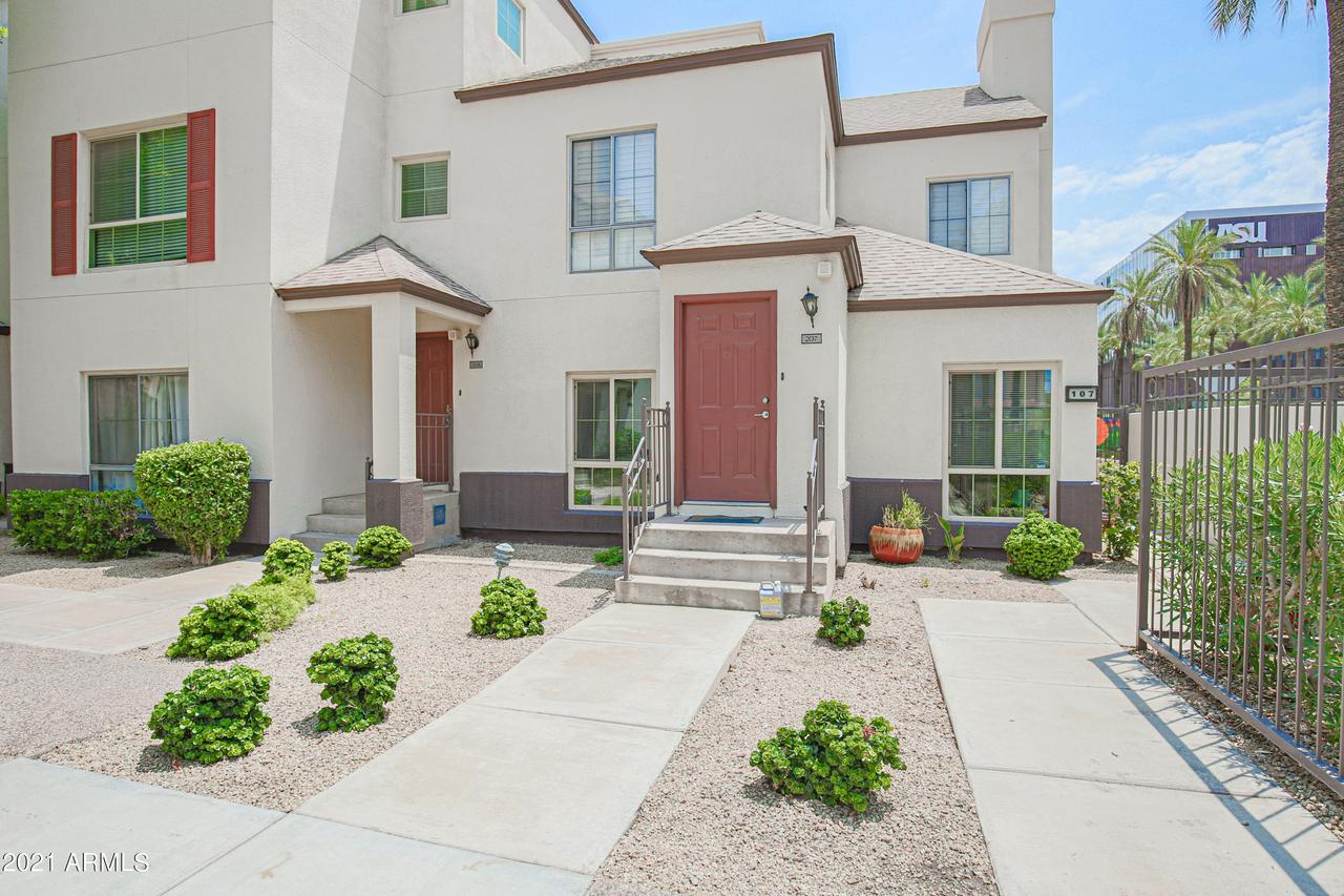 100 E Fillmore St. #207, Phoenix, AZ 85004