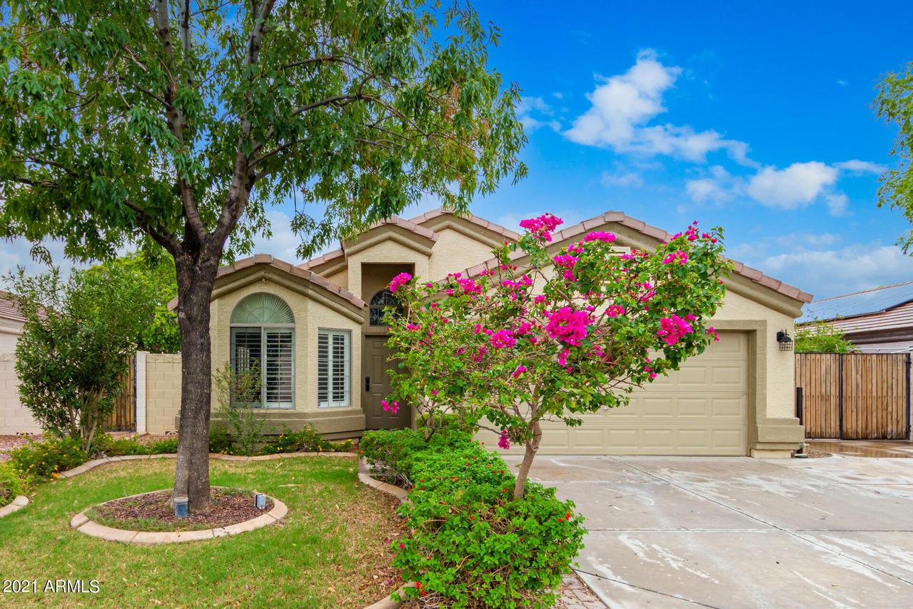 9131 E Fairfield St., Mesa, AZ 85207