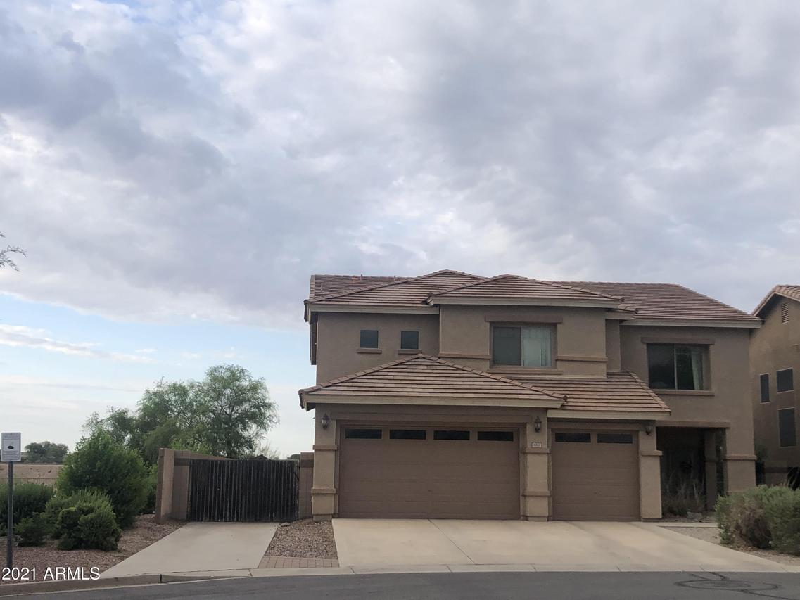 1003 E Harold Dr., San Tan Valley, AZ 85140