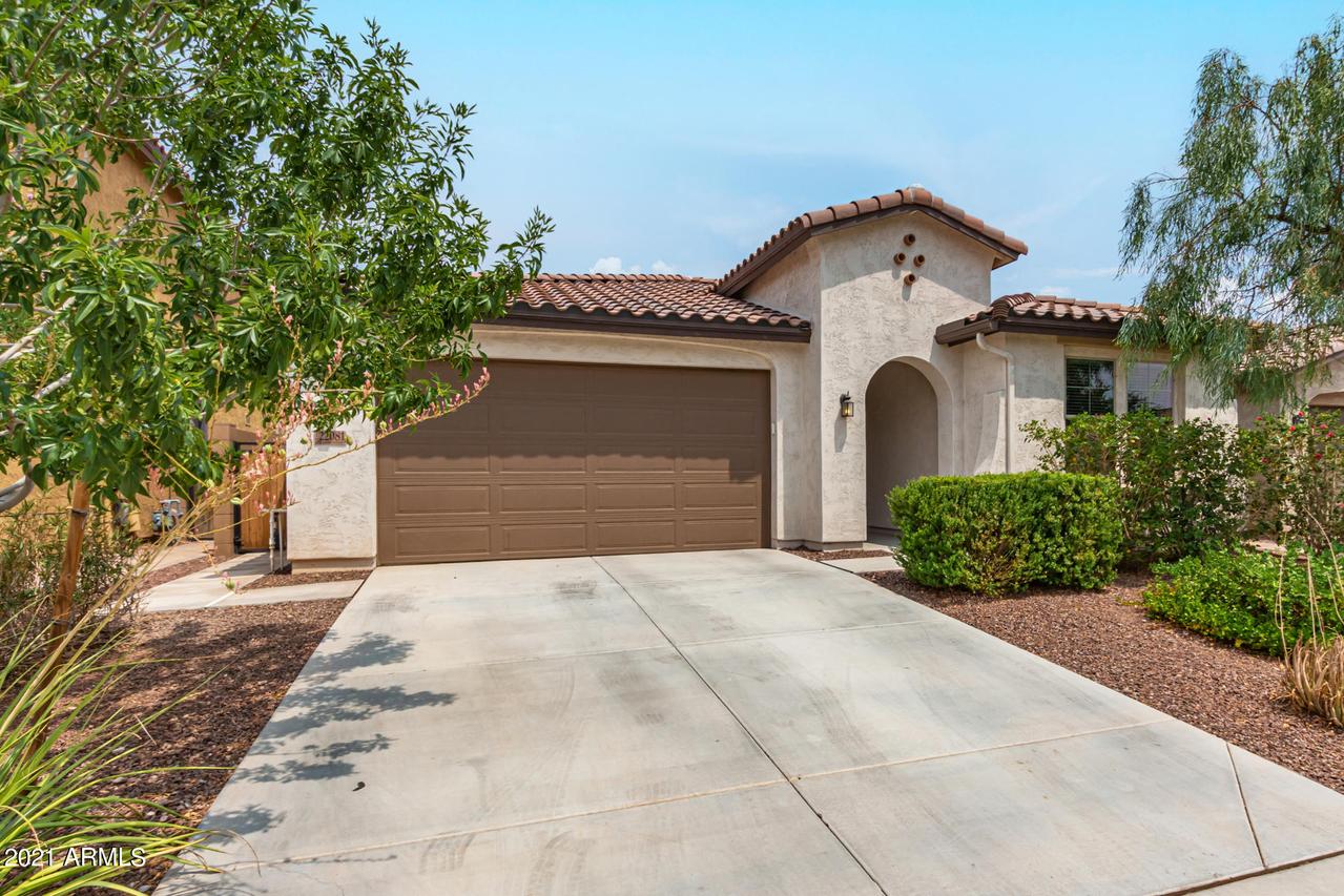 22081 N 97th Dr., Peoria, AZ 85383