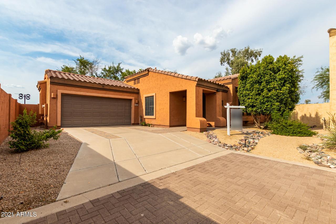 7011 S Golfside Ln., Phoenix, AZ 85042