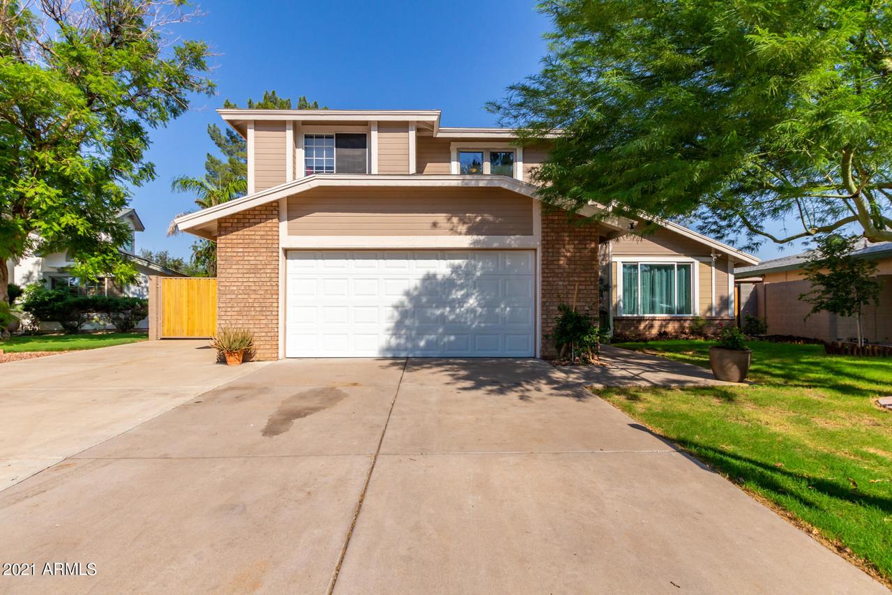 23813 N 40th Ave., Glendale, AZ 85310