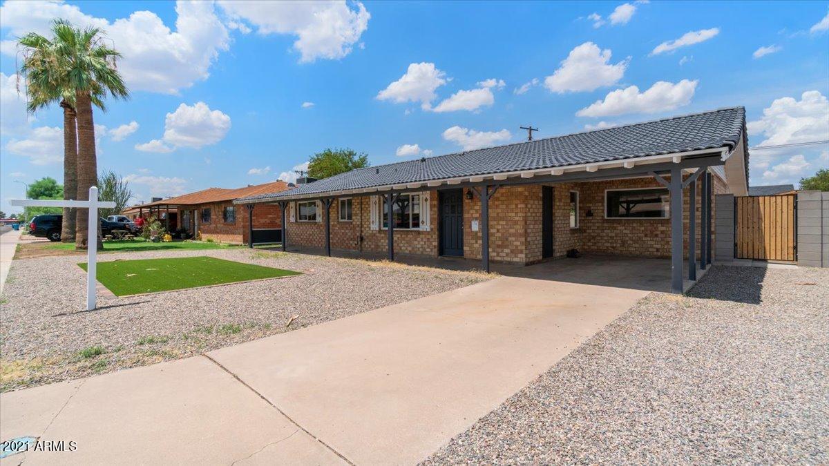 4102 W Keim Dr., Phoenix, AZ 85019