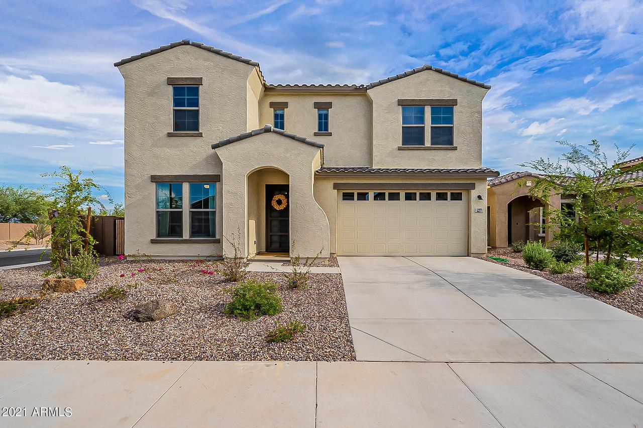 277 W Glacier Bay Dr., San Tan Valley, AZ 85140
