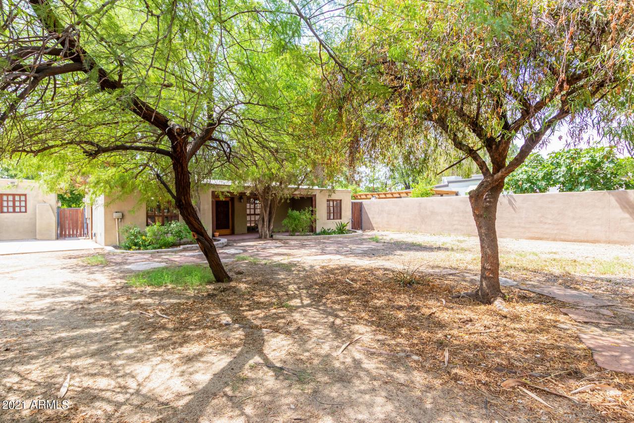 3122 N 27th St., Phoenix, AZ 85016