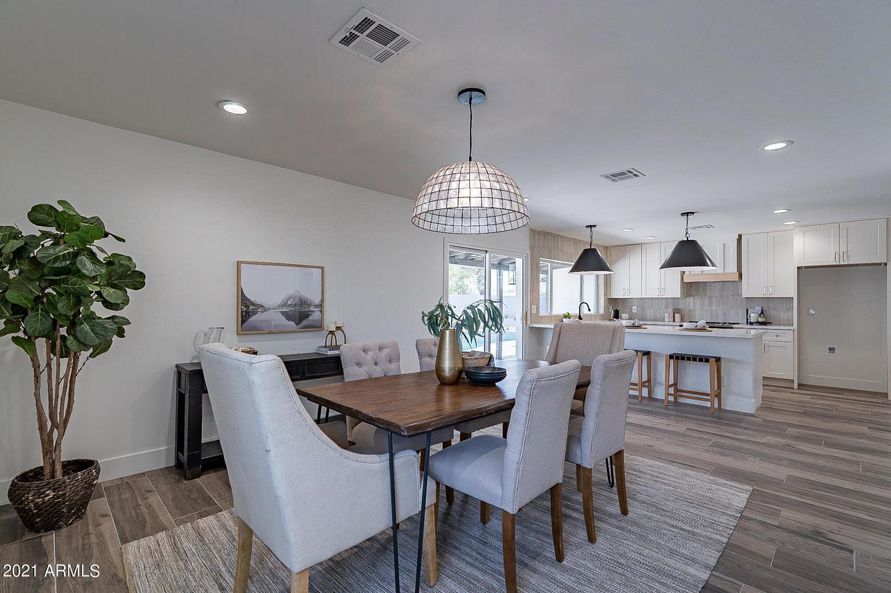 5211 E Evans Dr., Scottsdale, AZ 85254
