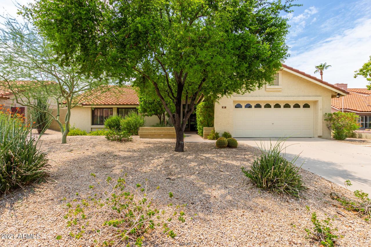 817 E Meadow Ln., Phoenix, AZ 85022
