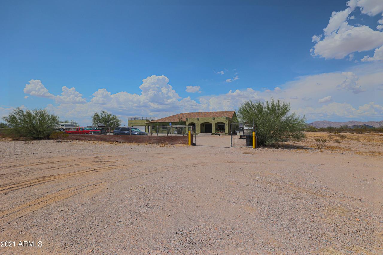 41325 W Glendale Ave., Tonopah, AZ 85354
