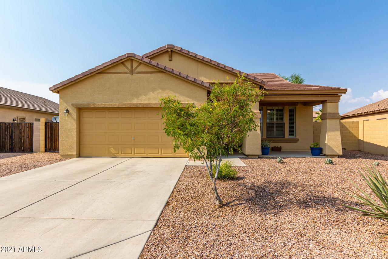 38611 N Armadillo Dr., San Tan Valley, AZ 85140