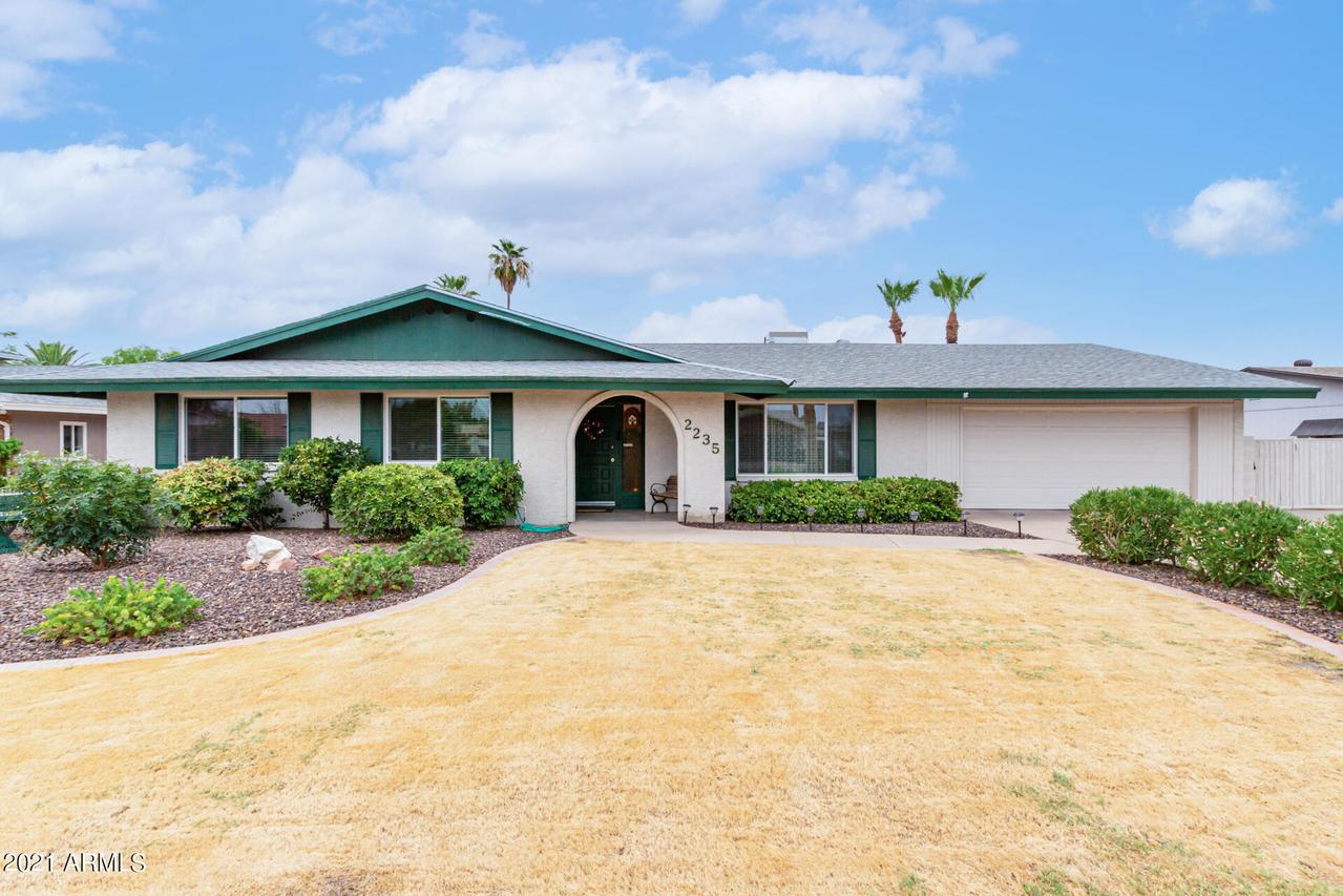 2235 E Encanto St., Mesa, AZ 85213