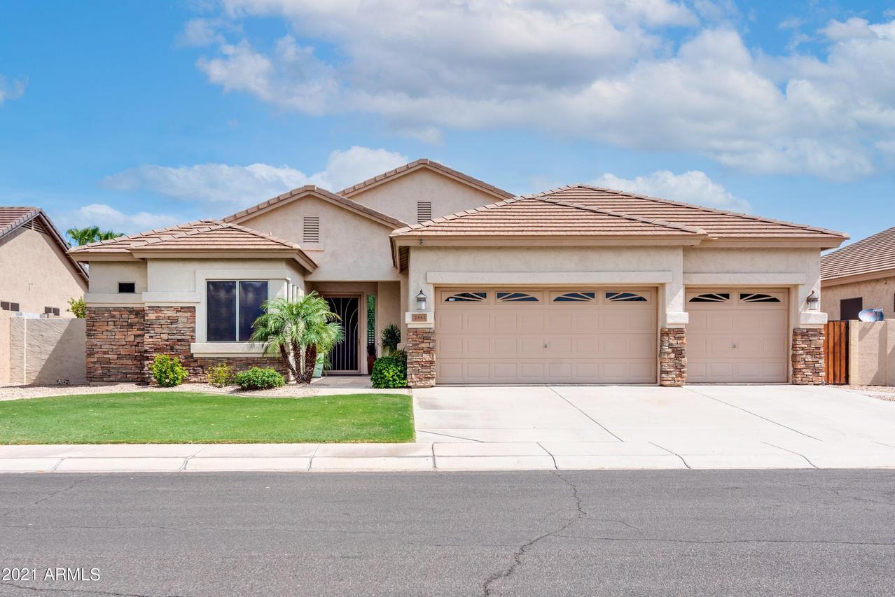 2442 E Riviera Pl., Chandler, AZ 85249
