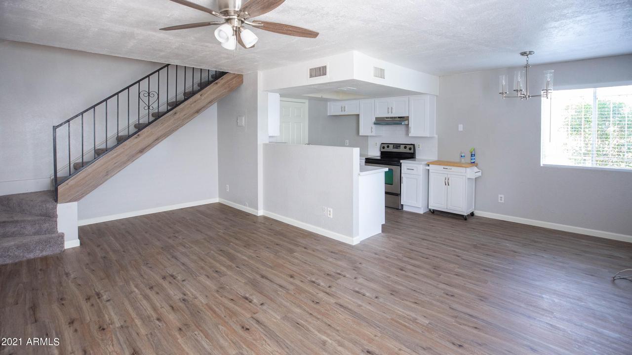 6637 N 27th Ave., Phoenix, AZ 85017