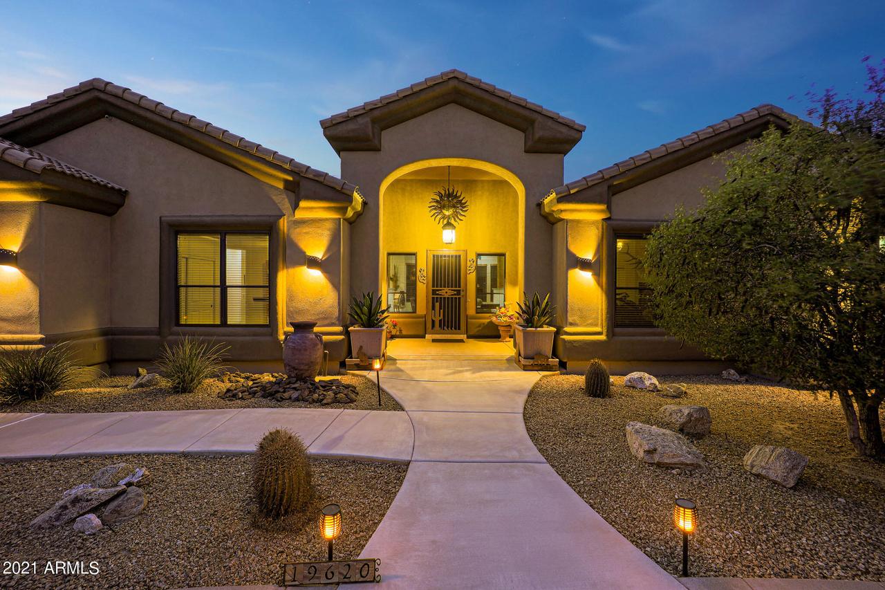 19620 W Corto Ln., Buckeye, AZ 85326