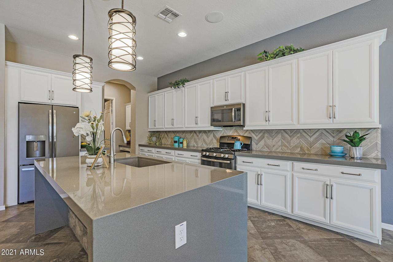 20595 E Mockingbird Dr., Queen Creek, AZ 85142