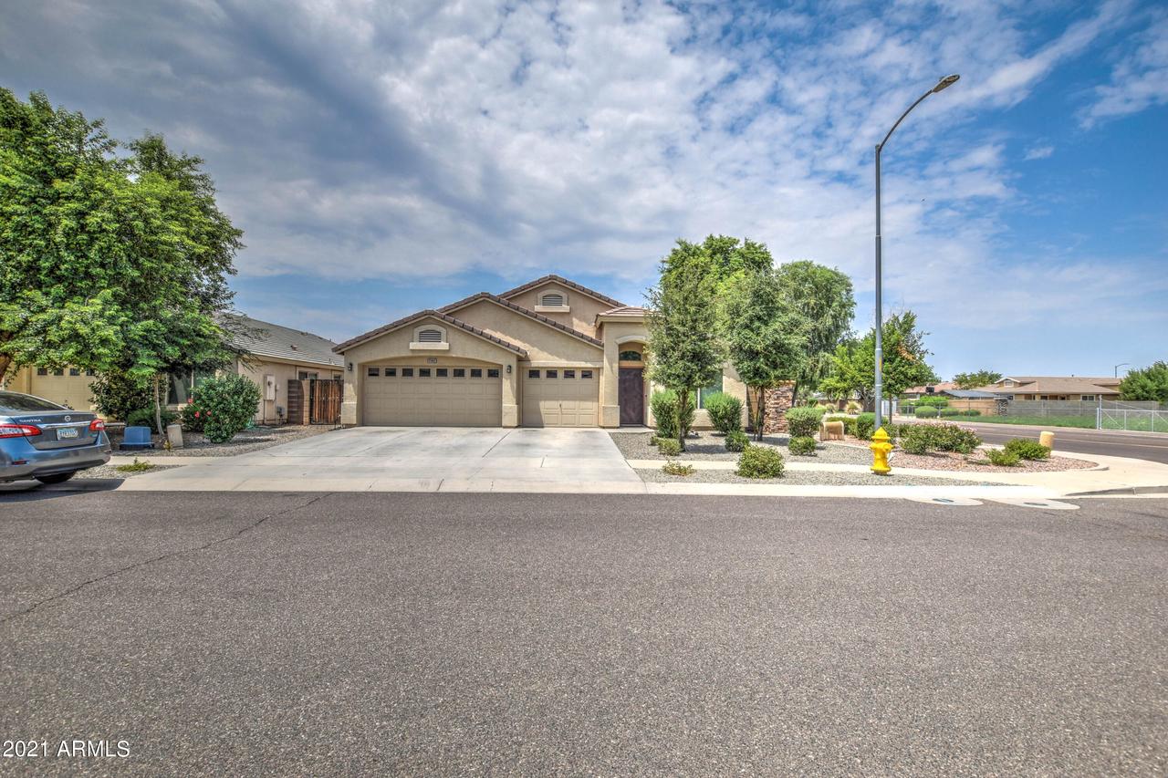 7362 N 72nd Ave., Glendale, AZ 85303