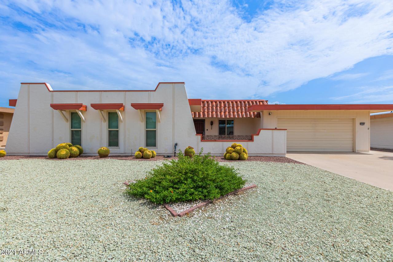 10829 W Palmeras Dr., Sun City, AZ 85373