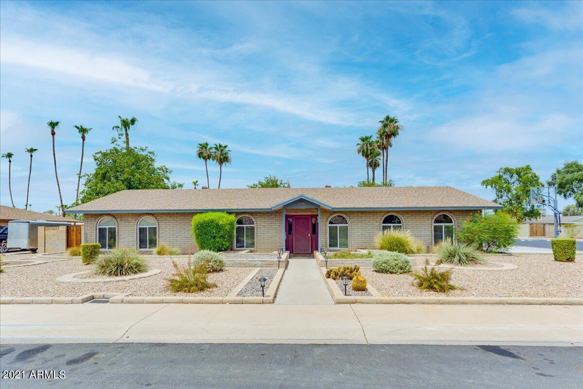 2090 E Pebble Beach Dr., Tempe, AZ 85282