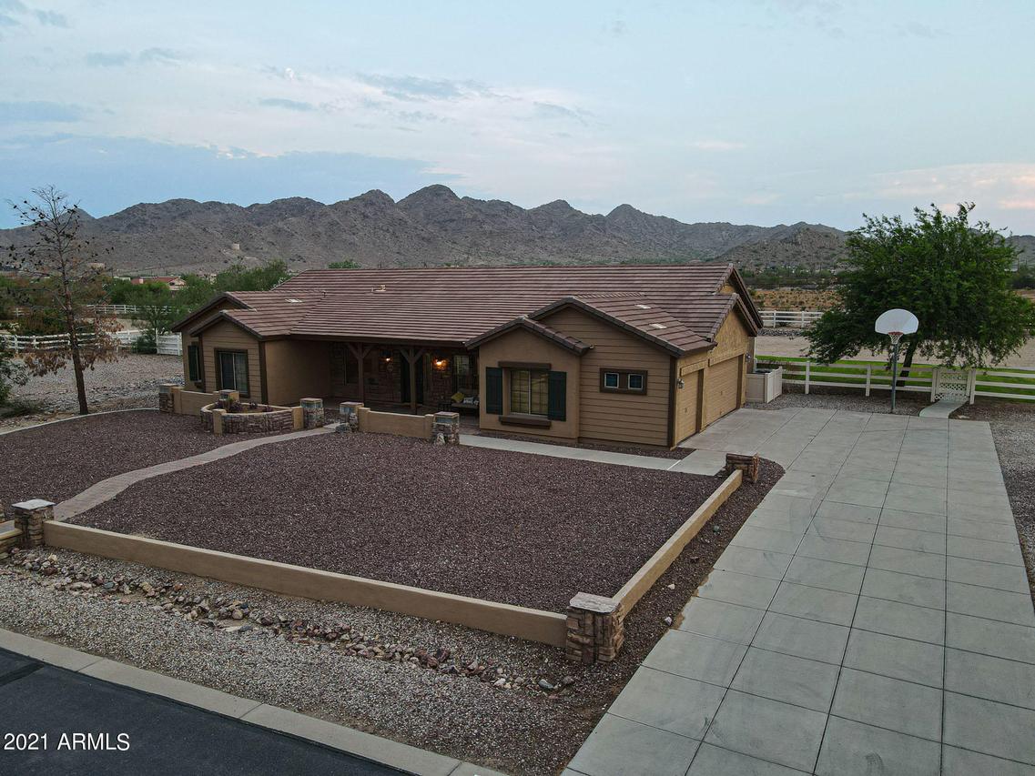 9701 W Prospector Dr., Queen Creek, AZ 85144