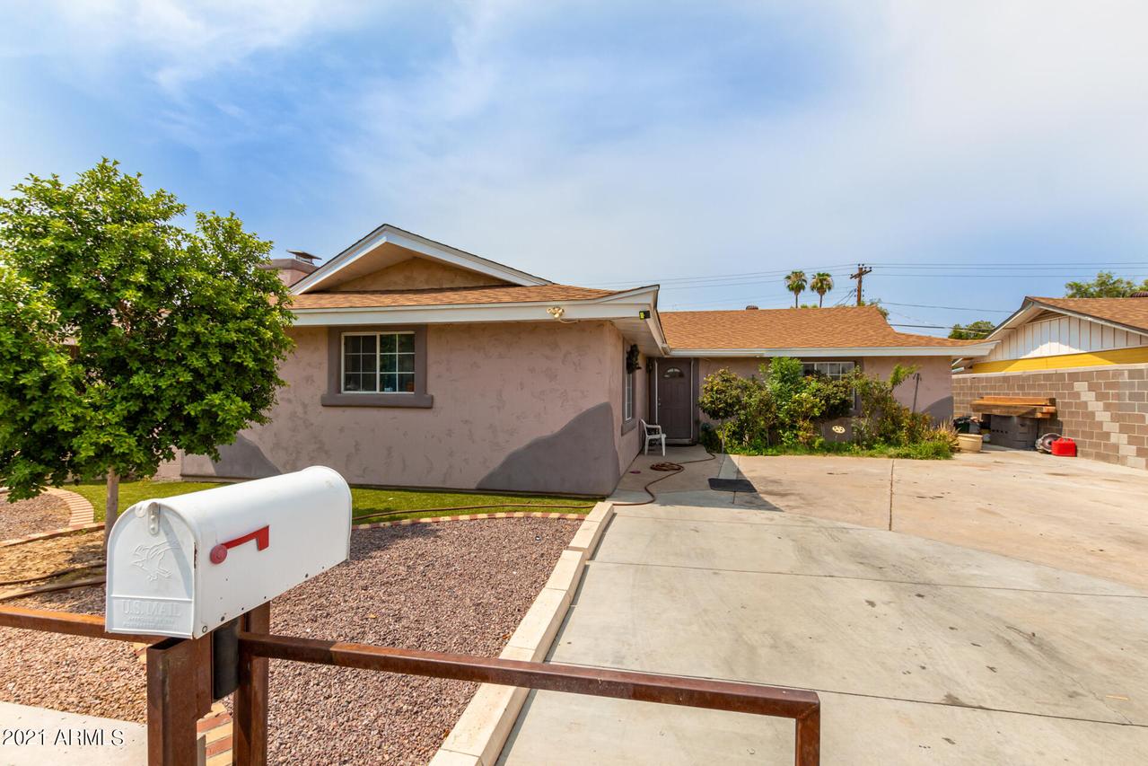 4612 W Keim Dr., Glendale, AZ 85301
