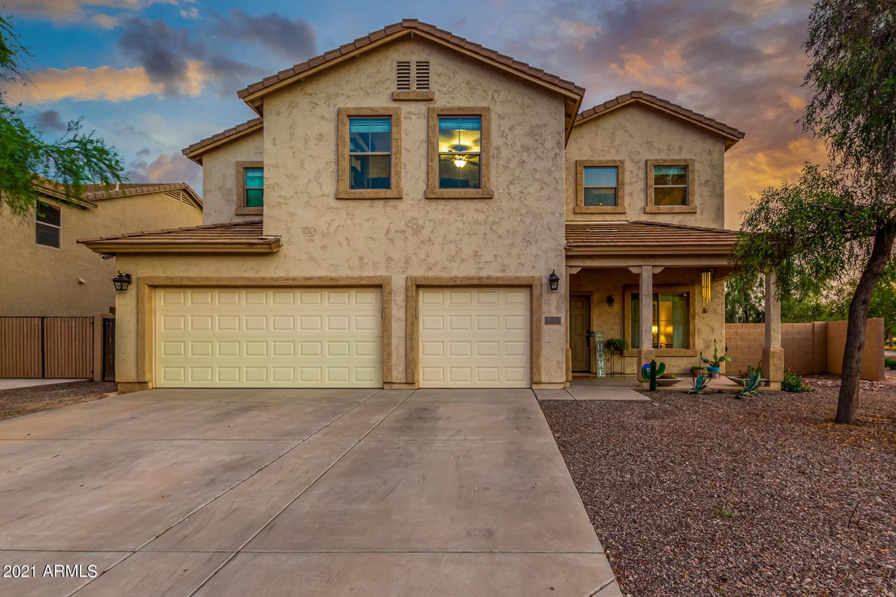 675 E Kapasi Ln., San Tan Valley, AZ 85140