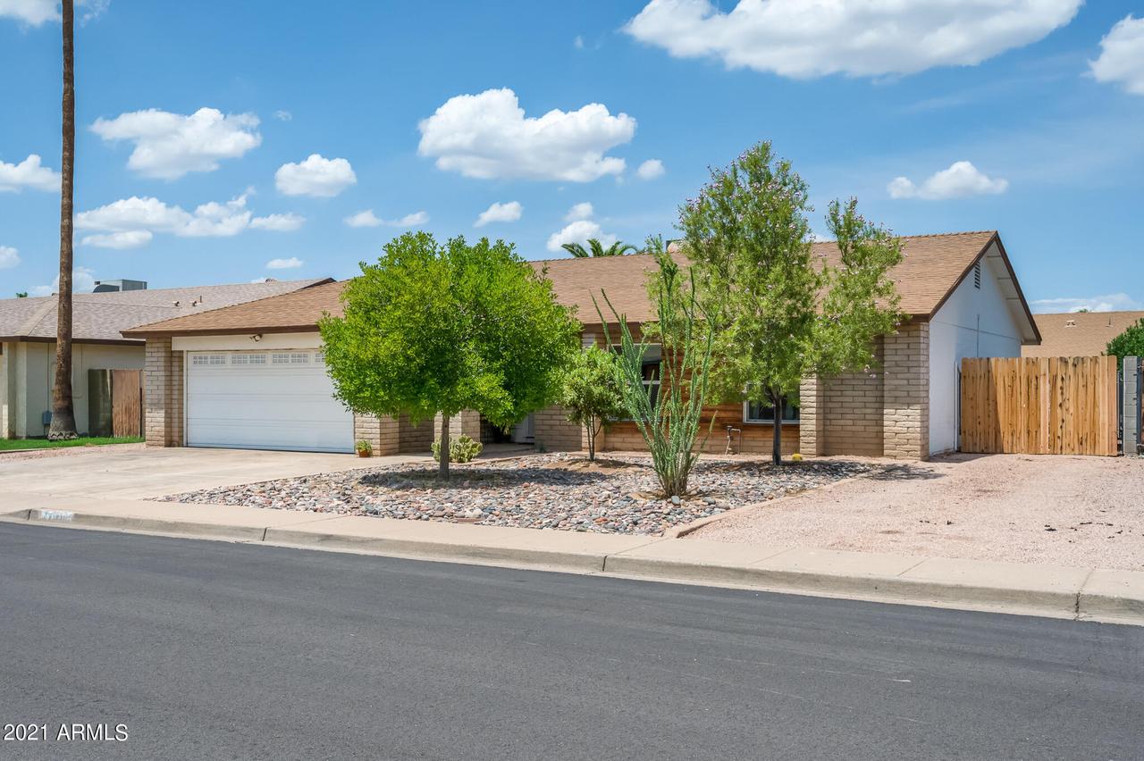 1130 W Portobello Ave., Mesa, AZ 85210