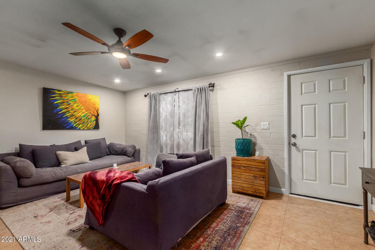 2661 E 1st Pl., Mesa, AZ 85213