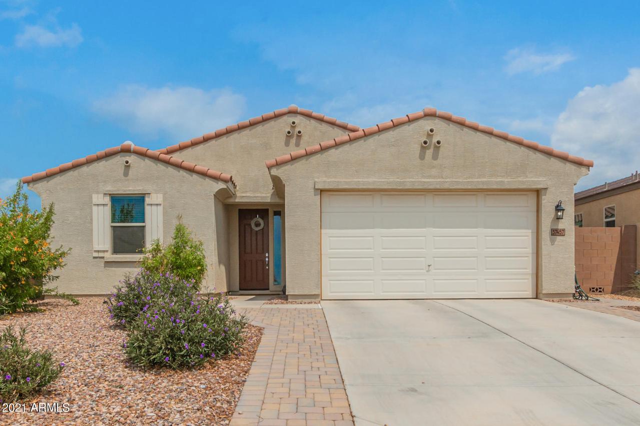 37457 N El Morro Tr., San Tan Valley, AZ 85140