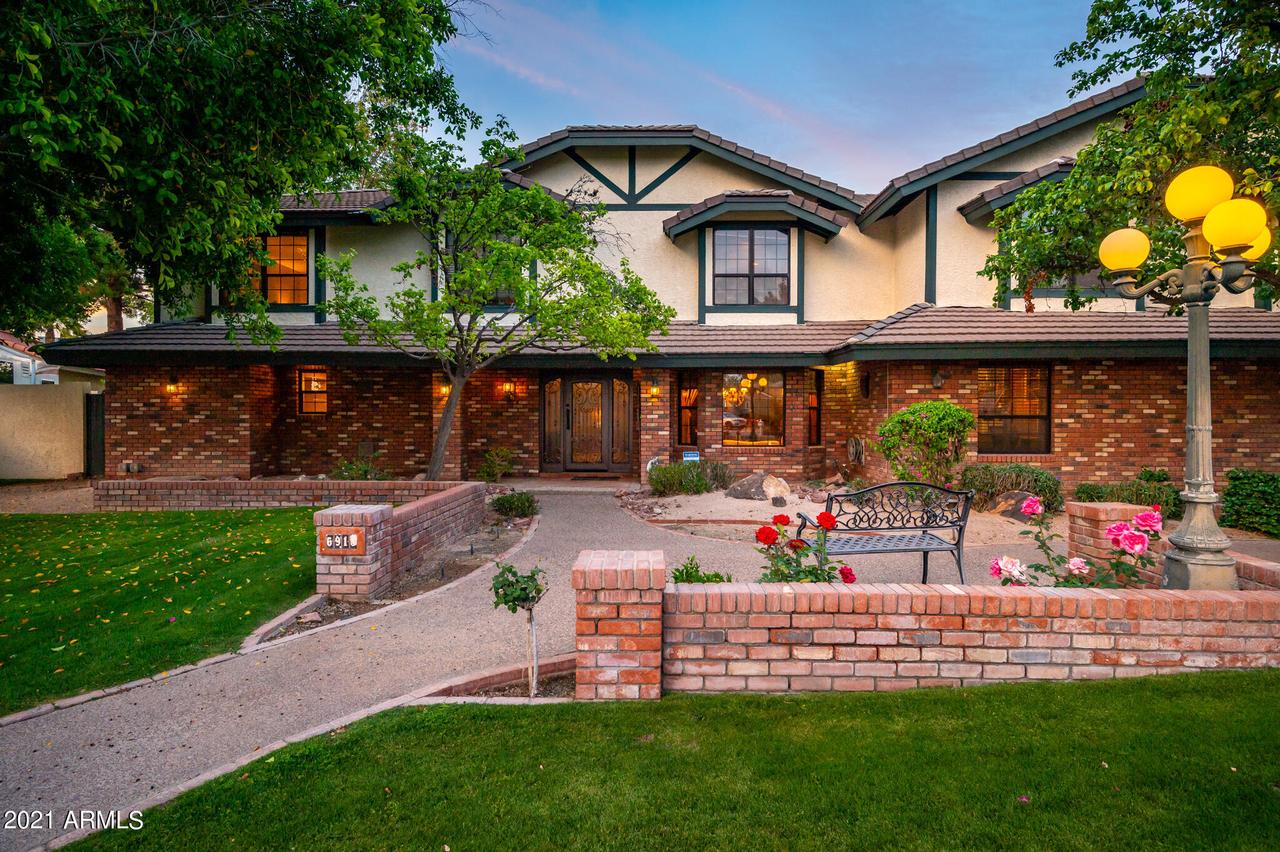 6910 W Willow Ave., Peoria, AZ 85381