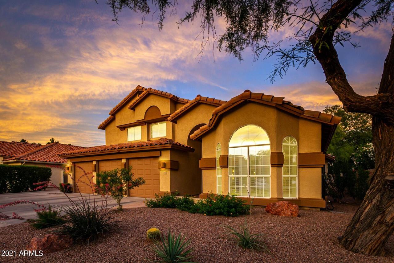 695 N Cholla St., Chandler, AZ 85224