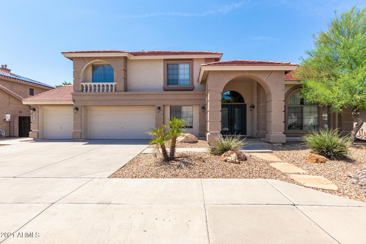 13515 W Medlock Dr., Litchfield Park, AZ 85340
