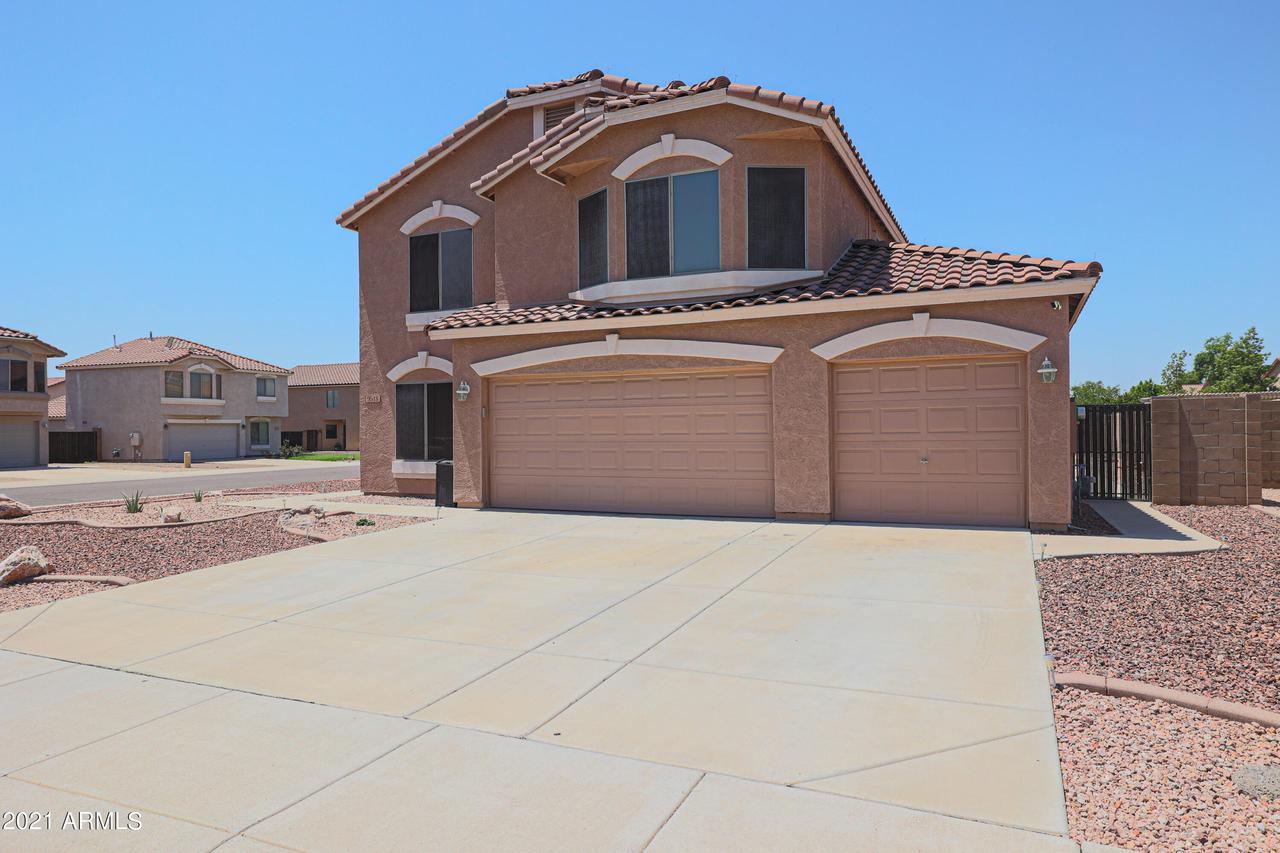 9518 N 92nd Dr., Peoria, AZ 85345