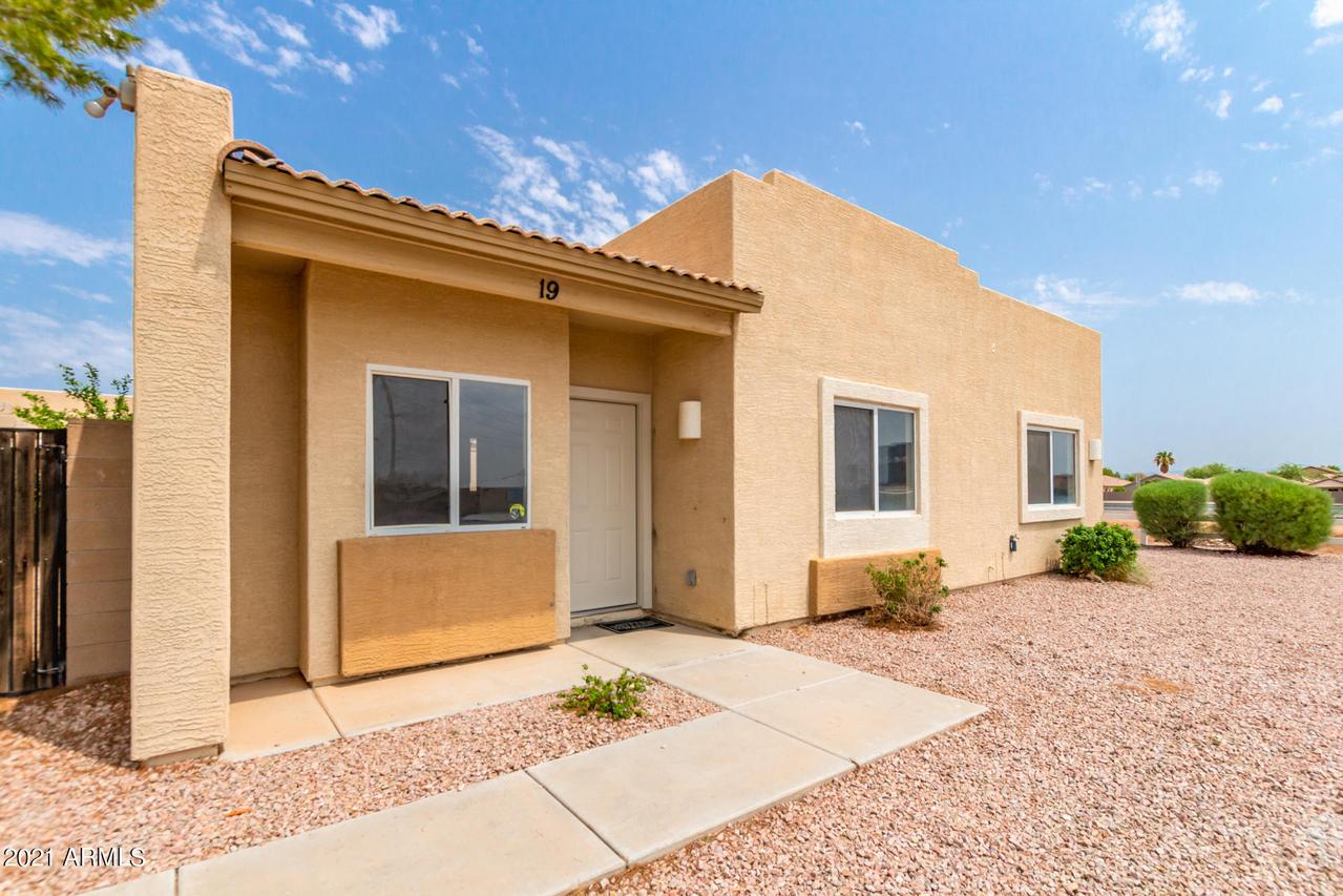 2300 E Magma Rd. #19, San Tan Valley, AZ 85143