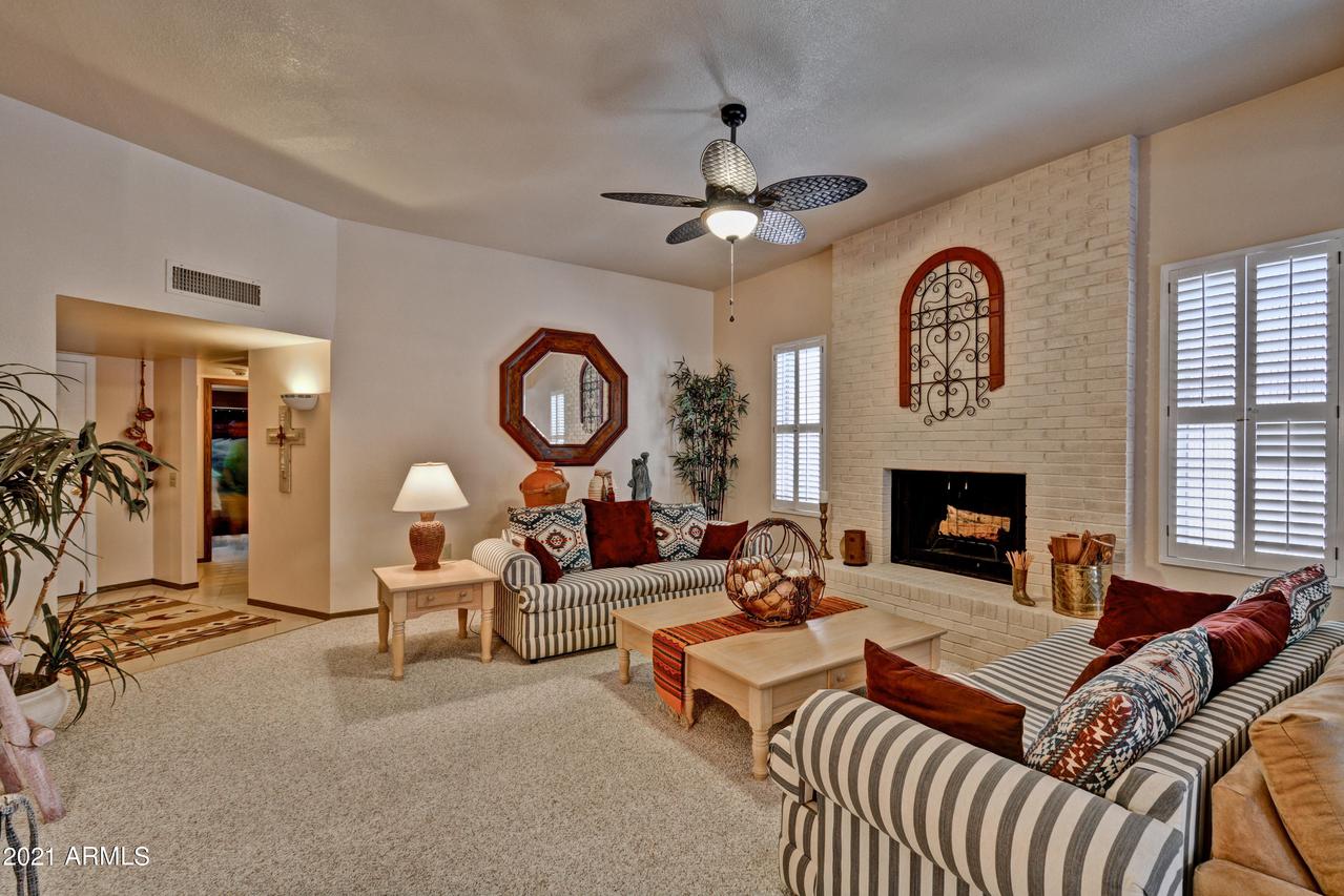 10510 W Palmeras Dr., Sun City, AZ 85373