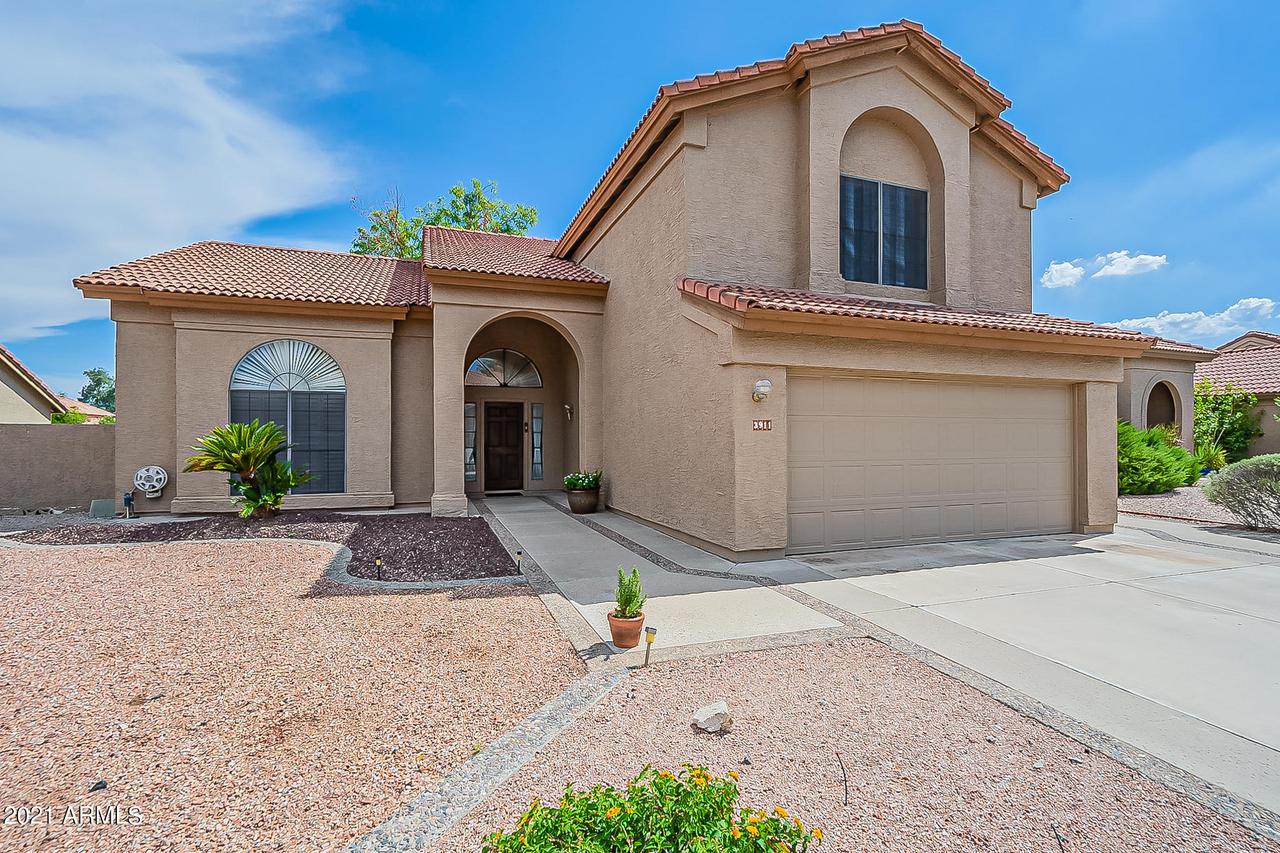 3911 E Desert Flower Ln., Phoenix, AZ 85044
