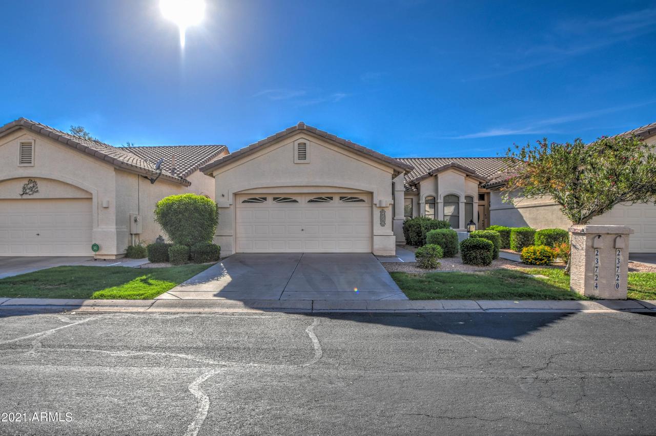 23724 S Pleasant Way, Sun Lakes, AZ 85248