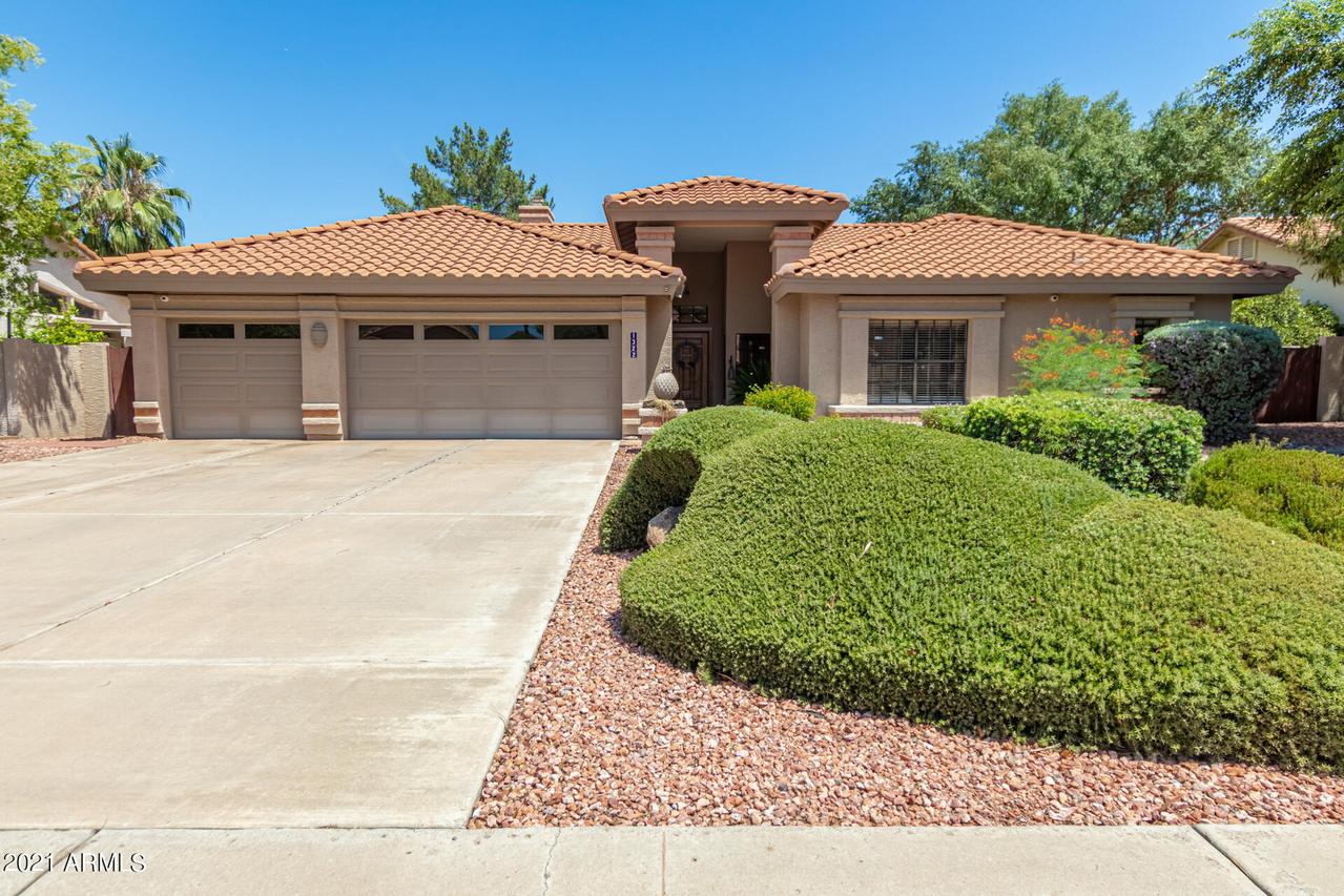 1322 E Le Marche Ave., Phoenix, AZ 85022