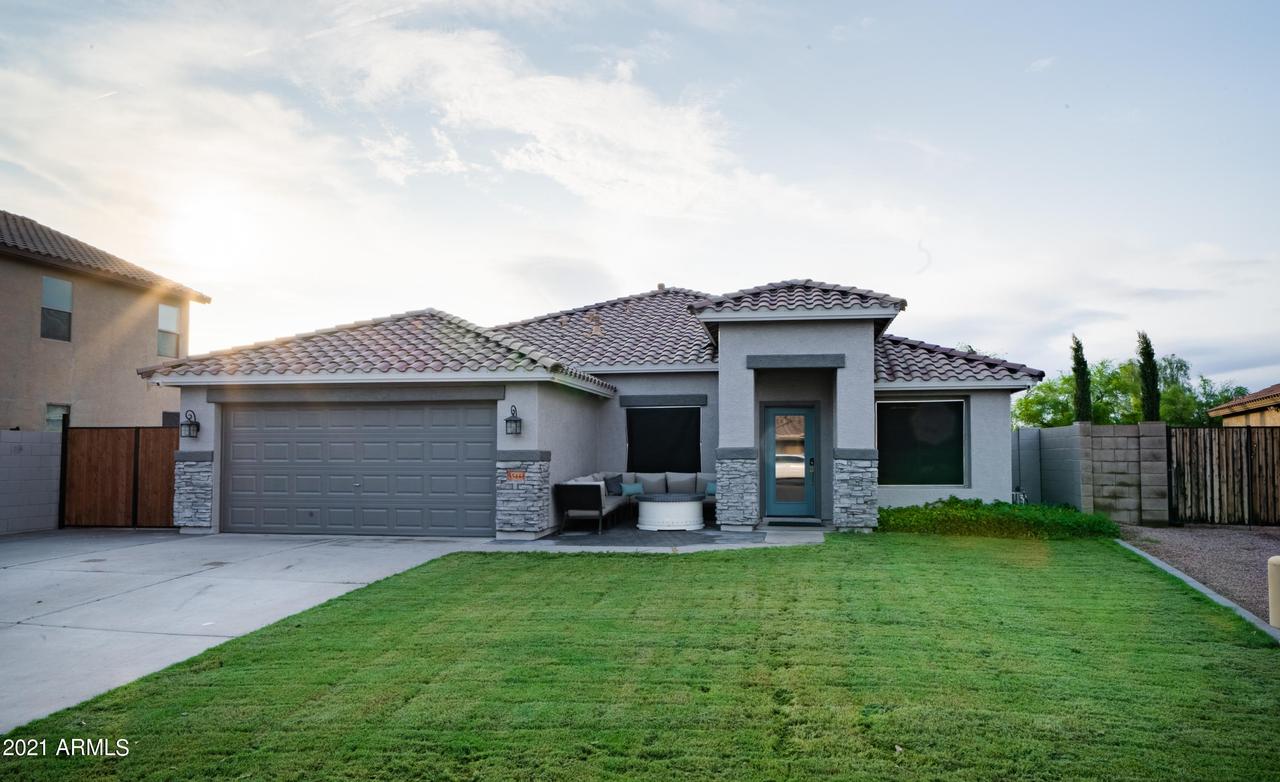 35444 N Belgian Blue Ct., San Tan Valley, AZ 85143