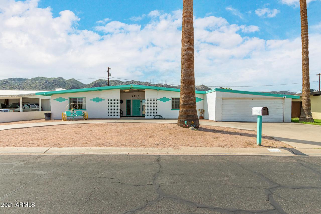 333 E Monte Way, Phoenix, AZ 85042