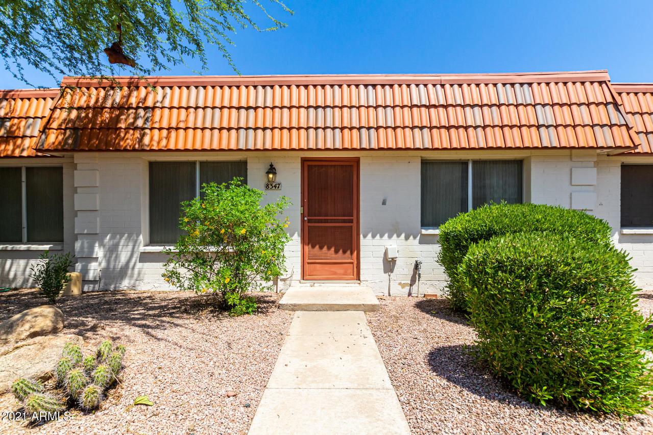 8347 E Indian School Rd., Scottsdale, AZ 85251
