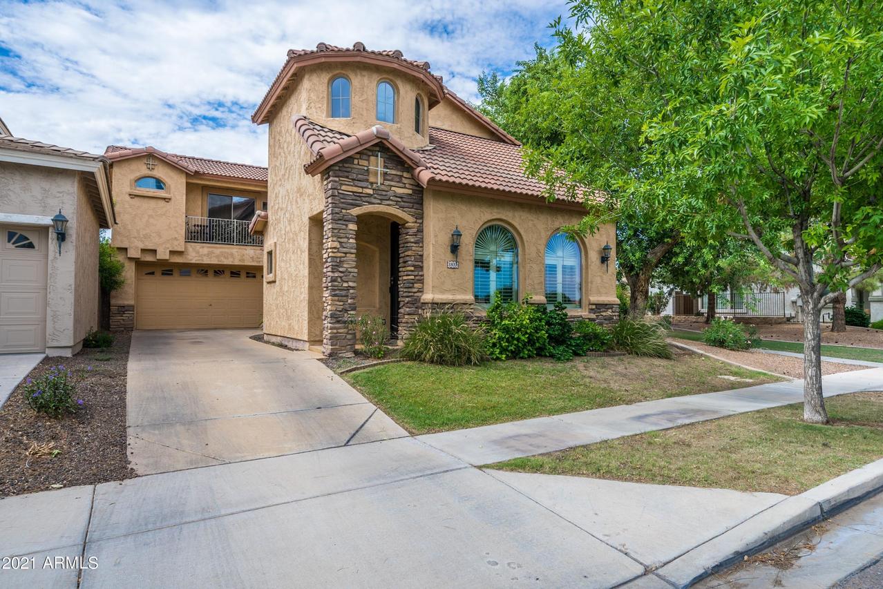 1833 E Pollack St., Phoenix, AZ 85042