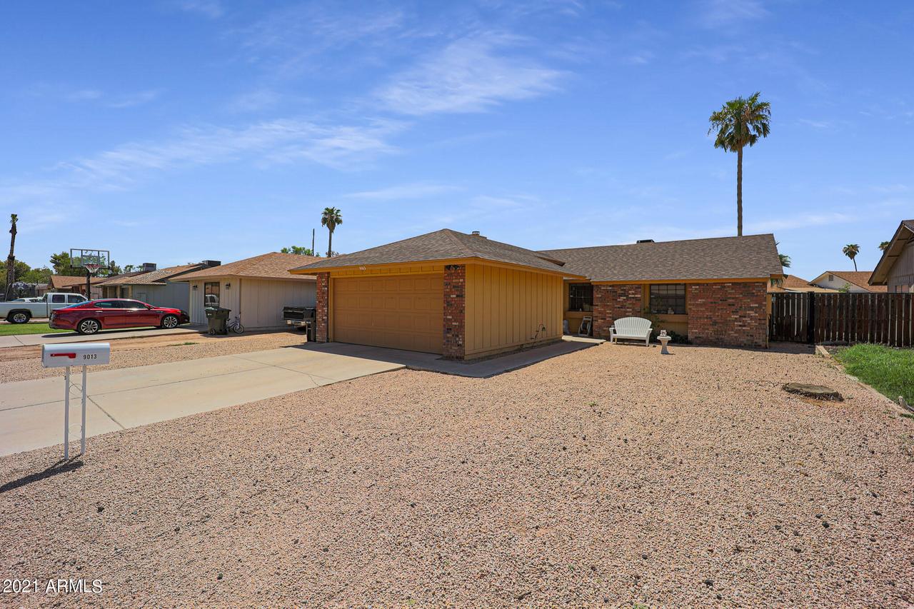9013 W Flower St., Phoenix, AZ 85037