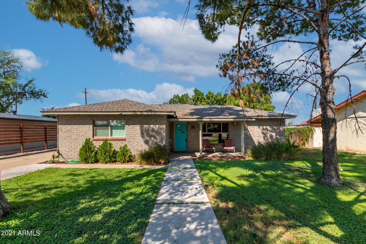 104 E Vista Del Cerro Dr., Tempe, AZ 85281